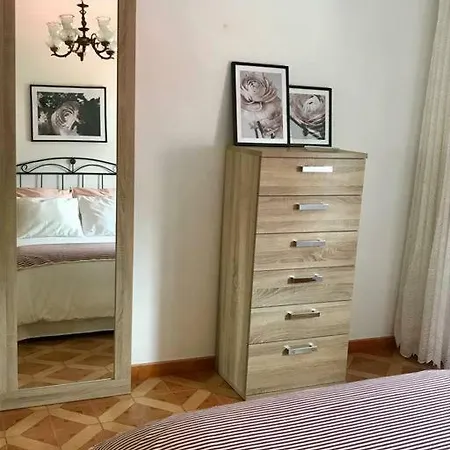 Laura Apartamento Cee